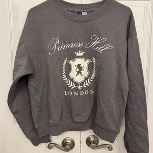 Divided H&M Gray Primrose Hill London Crewneck